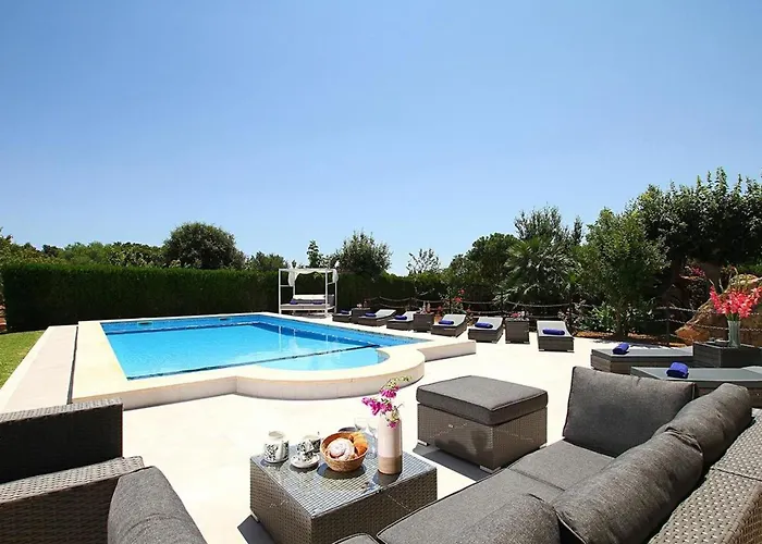 Fabelhafte Restaurierung Mit Beeindruckendem Ergebnis By Interhome Holiday home Pollenca