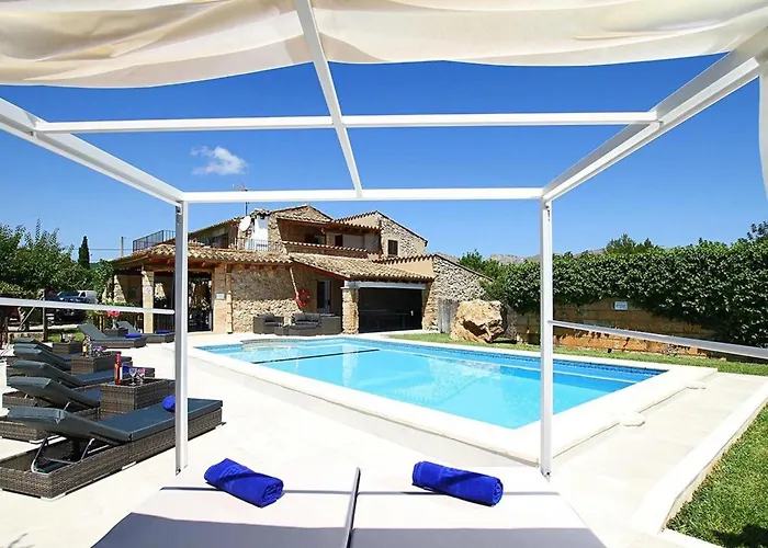 Holiday home Fabelhafte Restaurierung Mit Beeindruckendem Ergebnis By Interhome