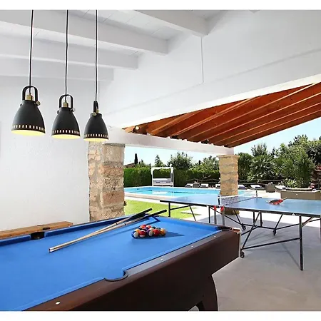 Fabelhafte Restaurierung Mit Beeindruckendem Ergebnis By Interhome *