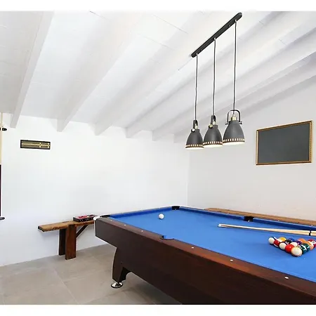 Fabelhafte Restaurierung Mit Beeindruckendem Ergebnis By Interhome * Pollenca