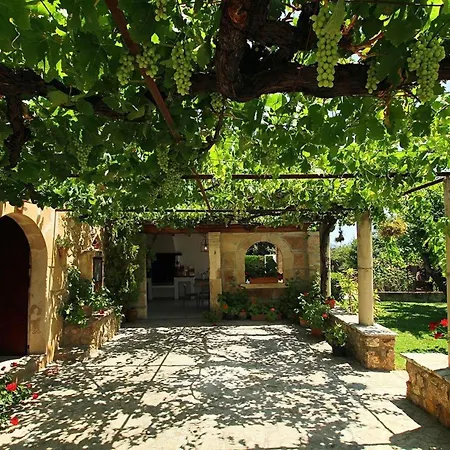 Fabelhafte Restaurierung Mit Beeindruckendem Ergebnis By Interhome * Pollenca