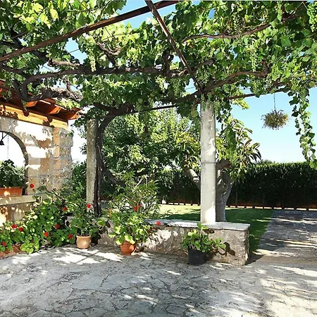 Holiday home Fabelhafte Restaurierung Mit Beeindruckendem Ergebnis By Interhome Pollenca