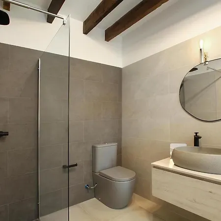 Fabelhafte Restaurierung Mit Beeindruckendem Ergebnis By Interhome