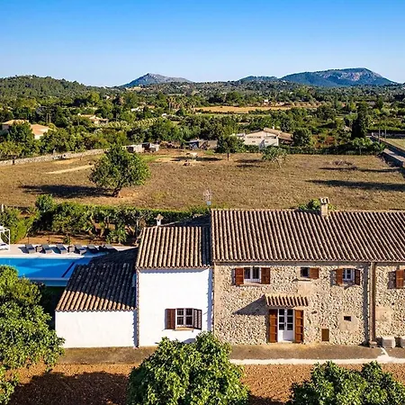 Fabelhafte Restaurierung Mit Beeindruckendem Ergebnis By Interhome * Pollenca