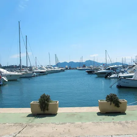 Holiday home Fabelhafte Restaurierung Mit Beeindruckendem Ergebnis By Interhome *